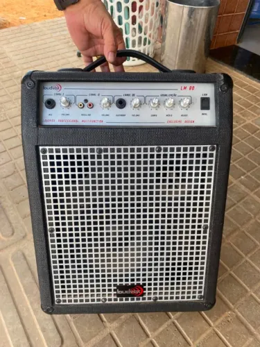 Vendo Caixa de som Multi-uso