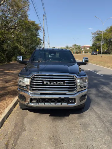 Ram 3500 Limited Longhorn 6.7 TB CD Diesel 2024