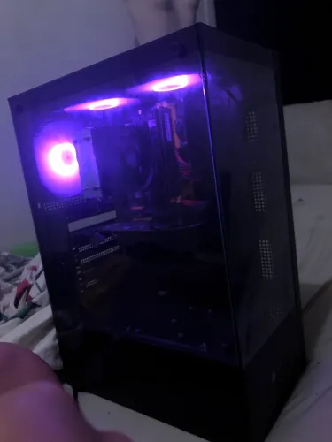 Pc gamer roda muitos jogos