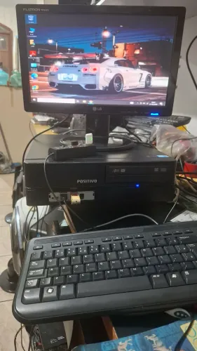 Computador completo, com Core i3 3.20GHz, 4gb ram, hd 750gb e tela 16 polegadas 
