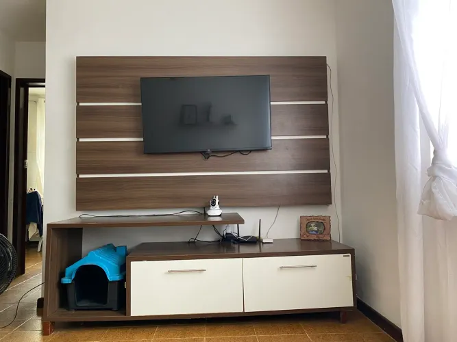 Rack de TV com painel