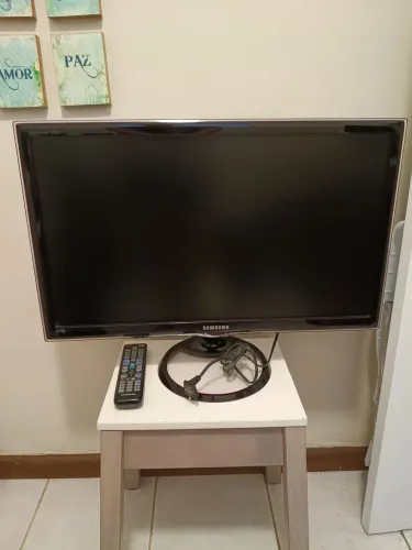 TV Samsung LCD - 27'