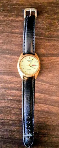 Raro relógio Seiko 5 automático 7009 luminescente