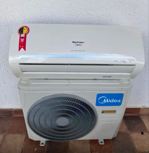 Ar condicionado 12 mil Btus INVERTER - 220V