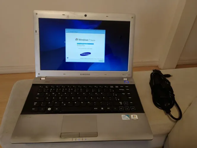 Notebook Samsung RV411 - Windows 7 - Bom estado