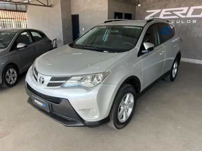 Toyota RAV4 2.0 4X2 16V Aut. 2013