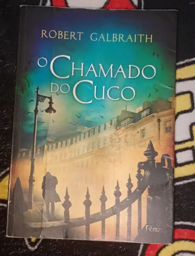Livro "O chamado do cuco" de Robert Galbraith 