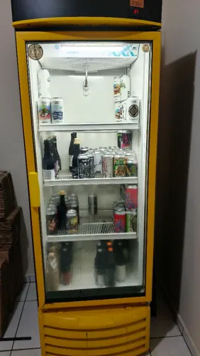 Cervejeira Expositora Metal Frio 500L 220v