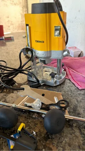 Tupia de Coluna e Laminadora DEKO DKER8 (1100W)