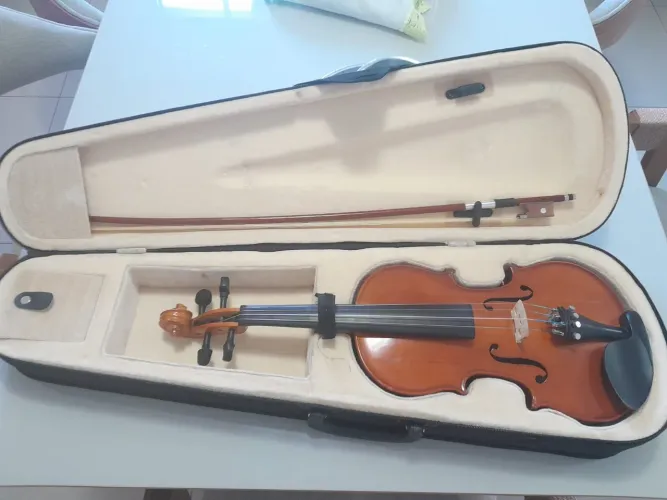 Violino 3 4 em excelente estado + Estojo + espaleira