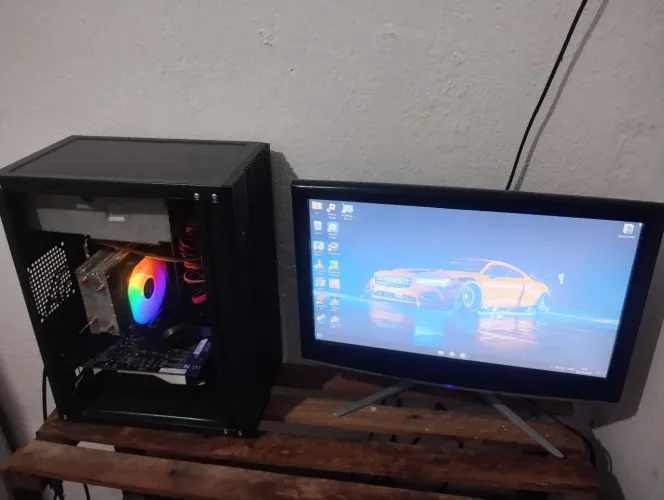Computador "leia abaixo"