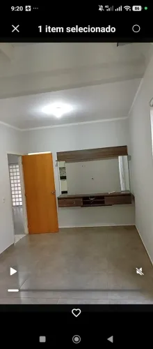 Painel de tv com espelhos 