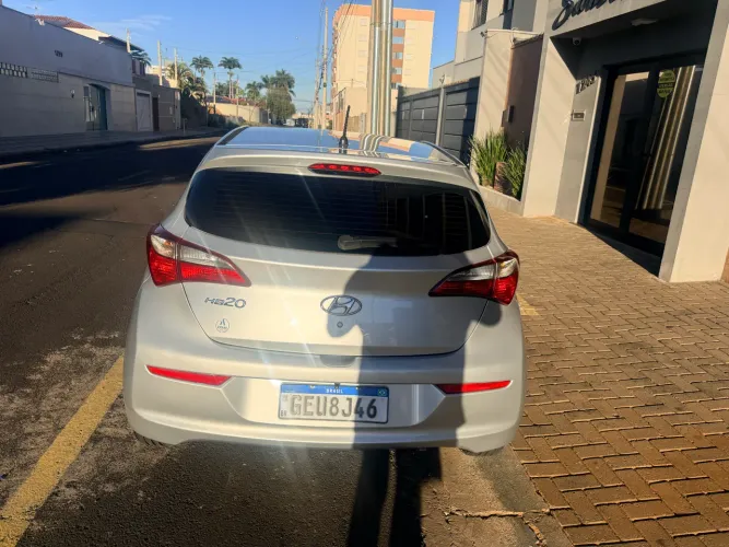 Hyundai HB20 Unique 1.0 Flex 12V Mec. 2019