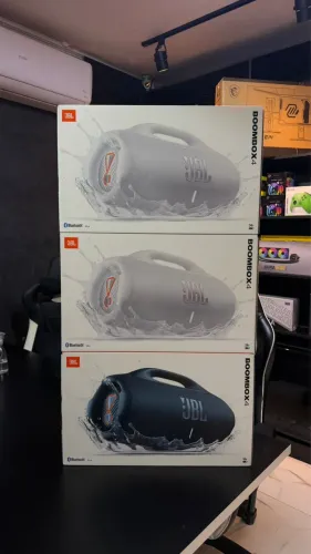 JBL Boombox 4 Nova