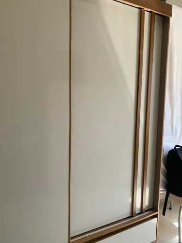 Vendo guarda-roupa em estado de novo