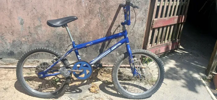 Vendo esta BMX aro 20