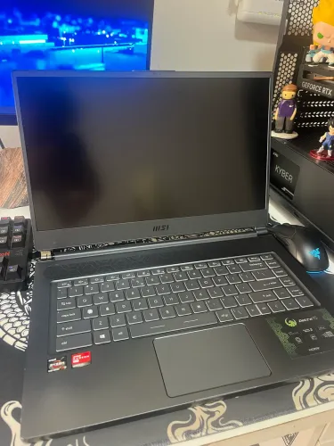 Notebook gamer MSI delta 15 retirada de peças