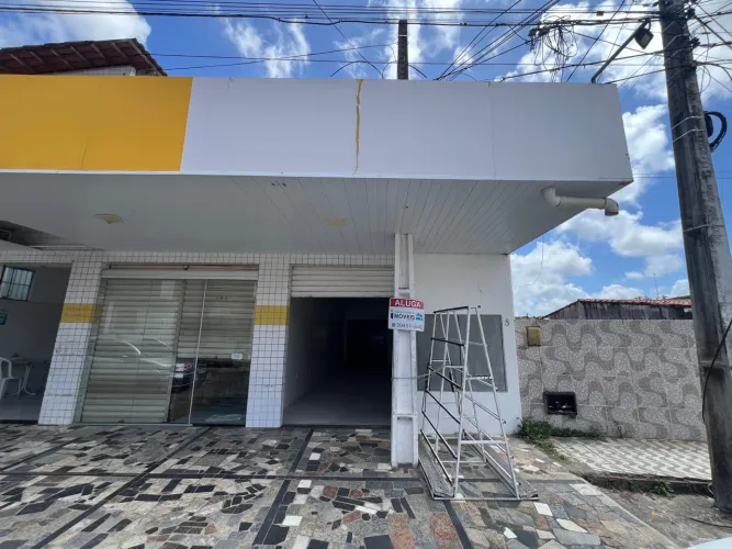 Ponto Comercial Próximo a Maria Lacerda. Depósito, Galpão, Mercadinho, Comércio.