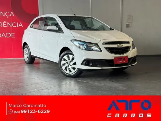 Chevrolet Onix Hatch LT 1.4 8V Flex Mec. 4P 2013
