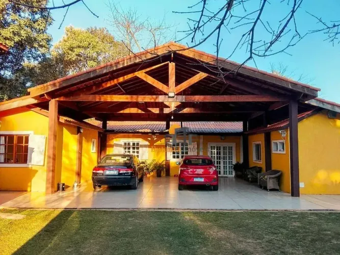 Casa com 3 dormitórios à venda, 140 m² por R$ 668.000,00 - Água Espraiada (Caucaia do Alto