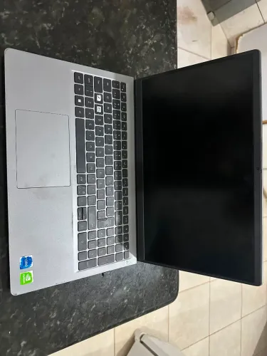 Vende-se notebook gamer