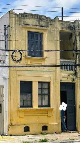 IMÓVEL EM LOCAL PRIVILEGIADO DA LAPA PARA VENDA OU LOCAÇÃO COM CARÊNCIA PARA REFORMA