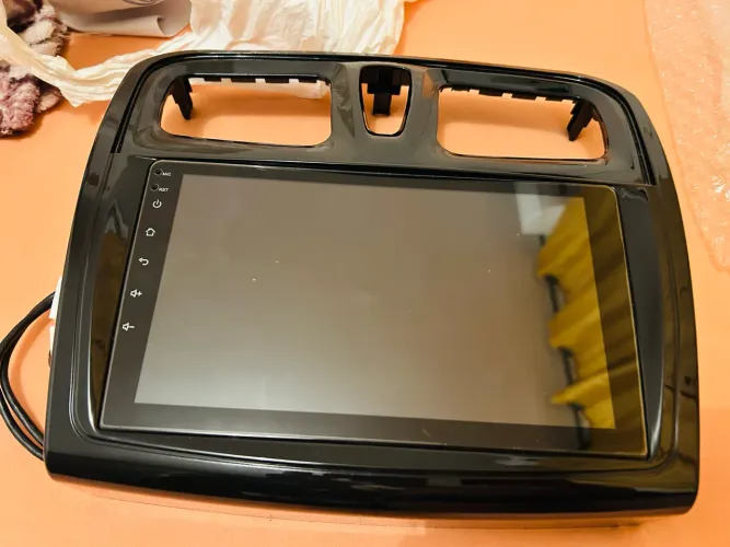 Multimídia  9 pol CarPlay.  Mais acessórios 