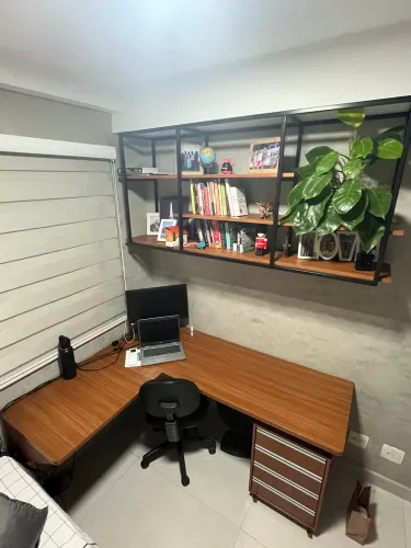 Móveis Para escritório - Mesa / Prateleira / Gaveteiro