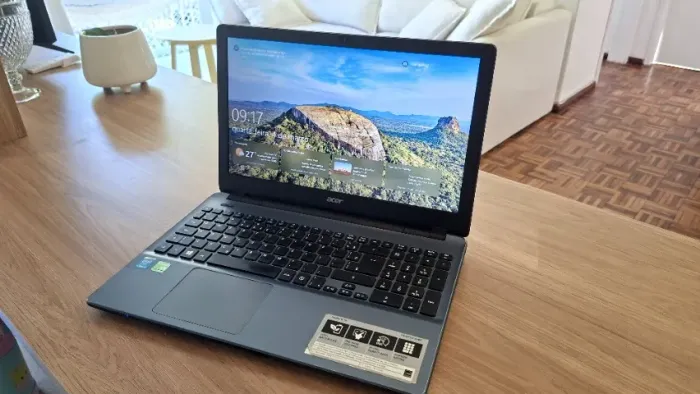 Notebook Acer Aspire E5-571G 15,6"