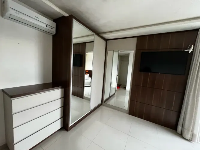 Guarda-roupa + cômoda + espelho + painel TV quarto
