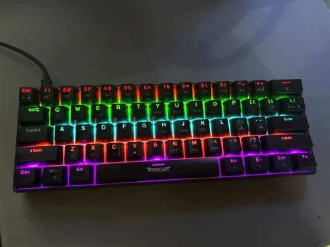 teclado gamer mecânico TGT