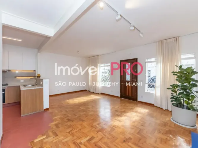 Casa Vila no Brooklin de 150m2 com 3 Dorms, sendo 2 Suítes e 2 Vagas no Brooklin Novo