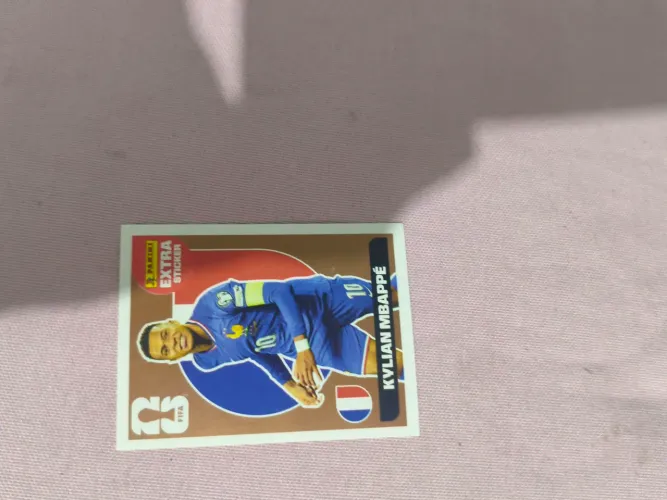 Vendo carta lenged da copa 2026