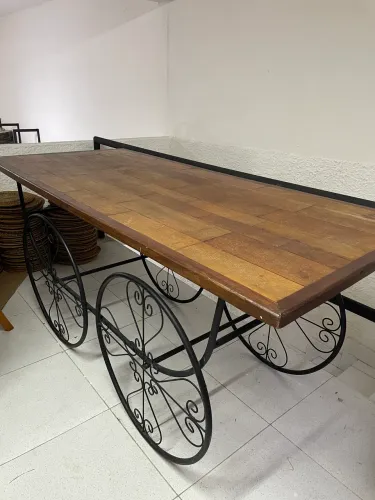 Mesa Carruagem Ferro e Madeira. (1.80x80)