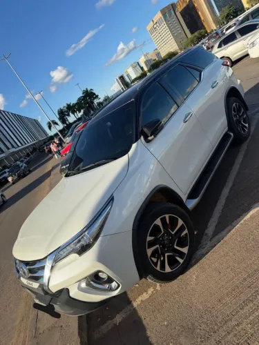 Toyota Hilux SW4 SRX 4X4 2.8 TDI 16V Dies. Aut. 2019
