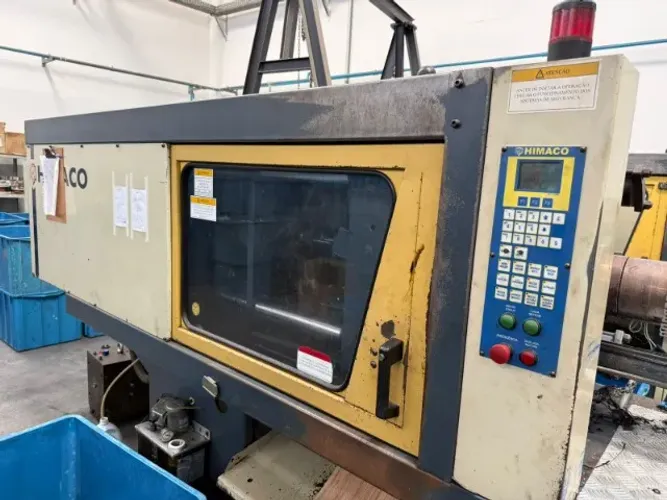 Injetora Himaco RAPID 1300 (130 TON) Ano 2001