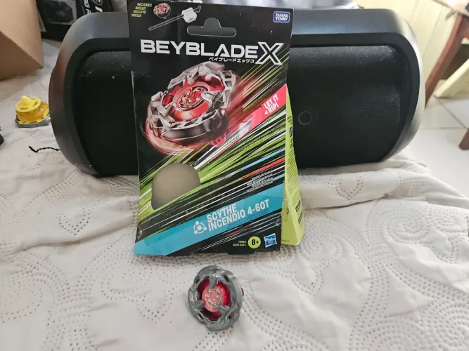 Beyblade x scythe incendio 4-60T