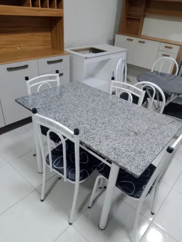 Mesa de Jantar 1,10 x 70 com tampo em pedra de Granito - Entrega Imediata