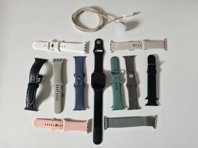 Apple Watch series 9 AÇO INOXIDÁVEL (45mm), Vidro de Safira, Lte + 11 Pulseiras-Impecável