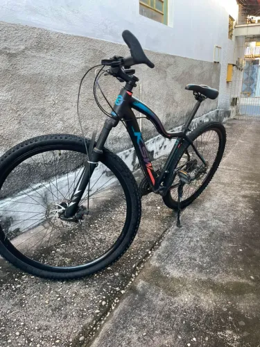 BICICLETA BEM CONSERVADA