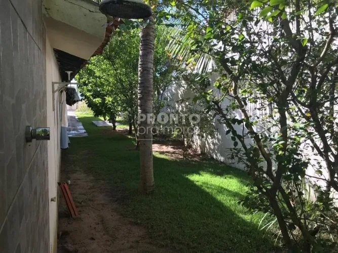 Casa com 6 quartos em Catuama