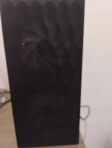 Desktop gabinete gamer I3. 4 gigas ddr3