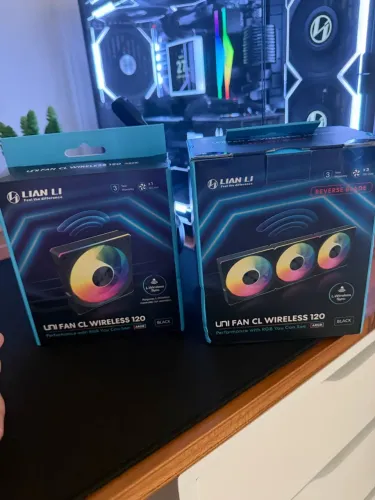 4 x fan Lian li CL(3 reverse e 1 padrão)
