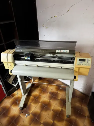Scanner HP DesignJet 750C Plus (não funciona)