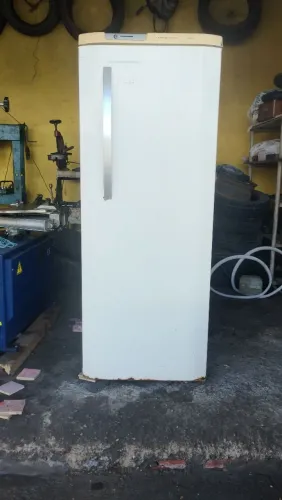 GELADEIRA ELETROLUX 