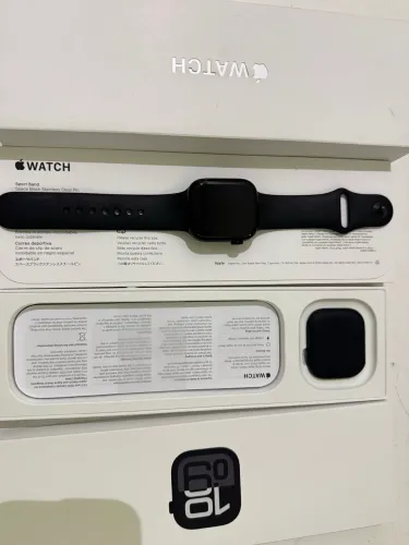 Apple Watch Series 10 42MM - 10 meses de uso / Ainda na garantia