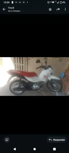 Vende-se uma pop110 ano 25/26  entrego quitada valor 12 mil. Celular * Gilmar 