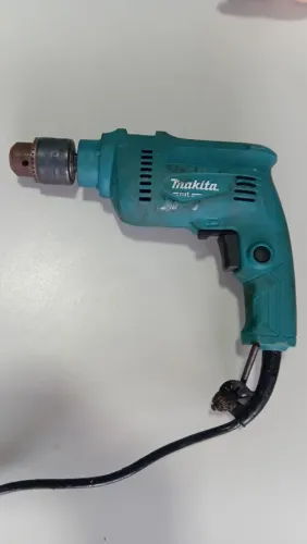  Furadeira Profissional Makita MT (Com Chave de Mandril) - Excelente Estado