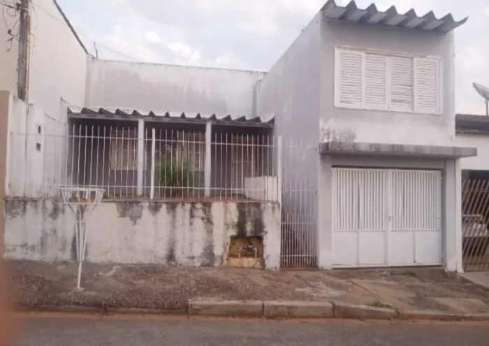 Vendo casa em Itapeva