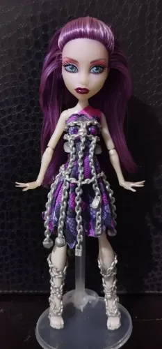 Monster High - Spectra Haunted G1